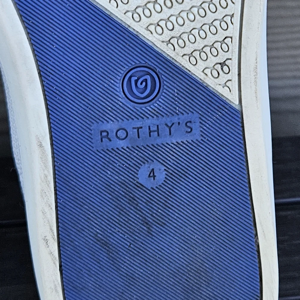 Rothys The Kid Rainbow White Sneaker Slip On Shoes Youth Girls Size 4